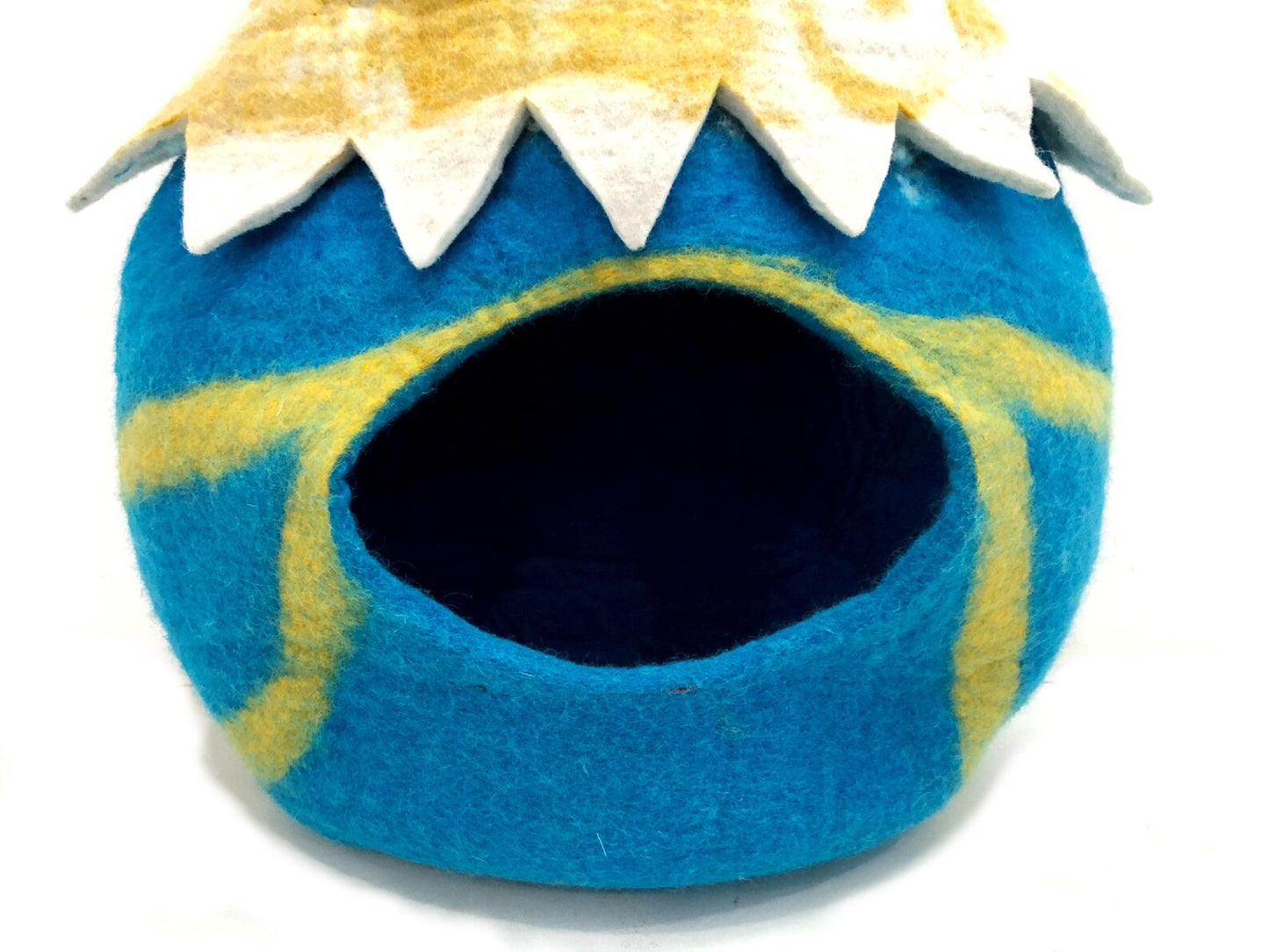 Handmade Wool Felt Cat Cave – Cozy Kitty Bed, Pet Gift
