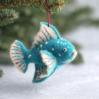 Handmade Felt Fish Ornament – 4–5 Inch Cute Ocean Fish Decoration for Home & Gifting