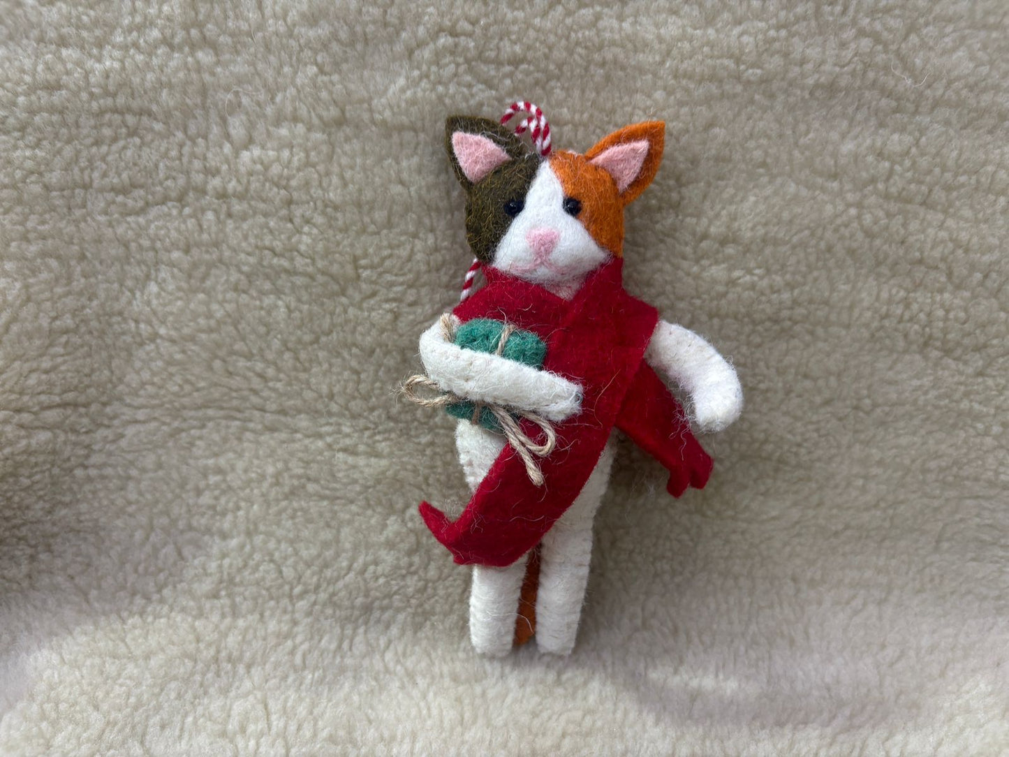 Handcrafted Calico Cat Christmas Felt Ornament | Cute Festive Kitten with Red Scarf & Holiday Gift | Whimsical Tree Hanging Decor