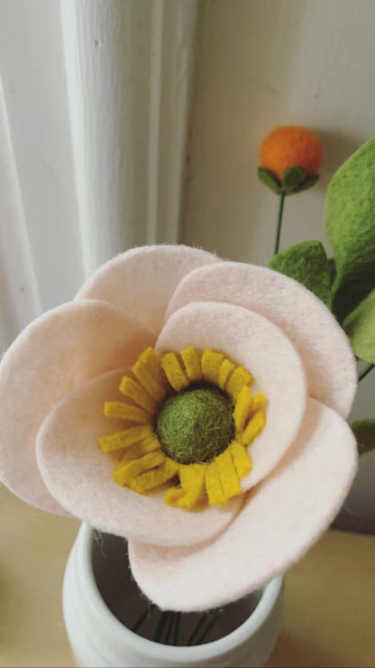 FELT FLOWER BOUQUET No. 007 forever flower bouquet teachers gift housewarming gift office cubicle decor Valentines day Mothers day