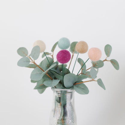 Felt billy balls - Billy buttons - Craspida flowers - Felt flowers - Felt bouquet - Wedding bouquet - Felt decor - Pom Pom bouquet