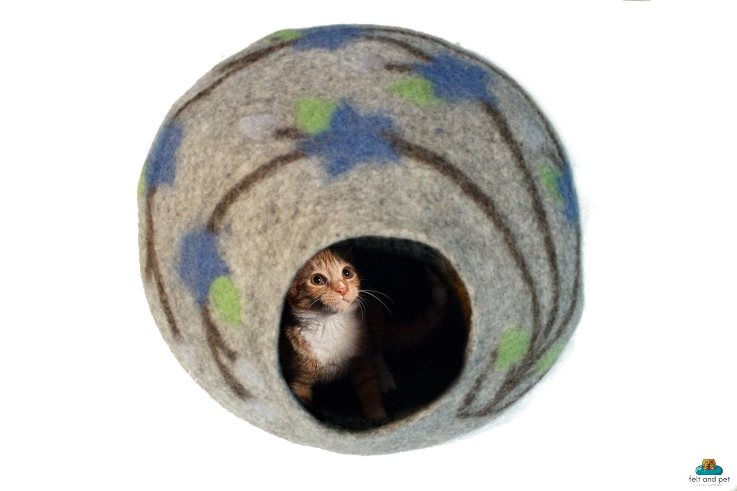 Felt Cat Cave - Pet Furniture - Cozy Wool Kitty Bed - Kitty Warmer - Wool Pet Cave