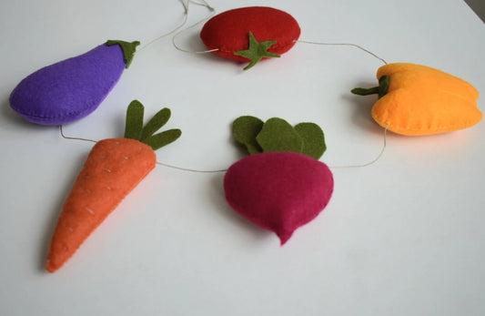 Felt Vegetable Garland: Handmade Veggie Bunting, Nursery Decor