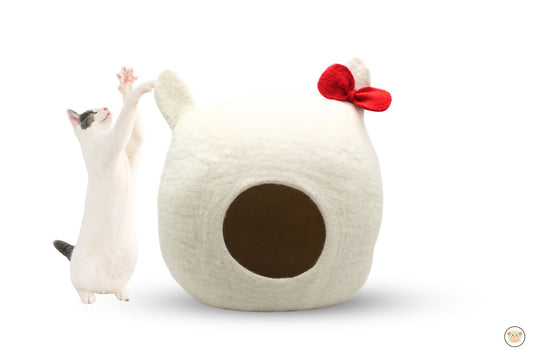 Cute White Handmade Felt Wool Cat Bed From Pure Wool- Gift For Your Cat