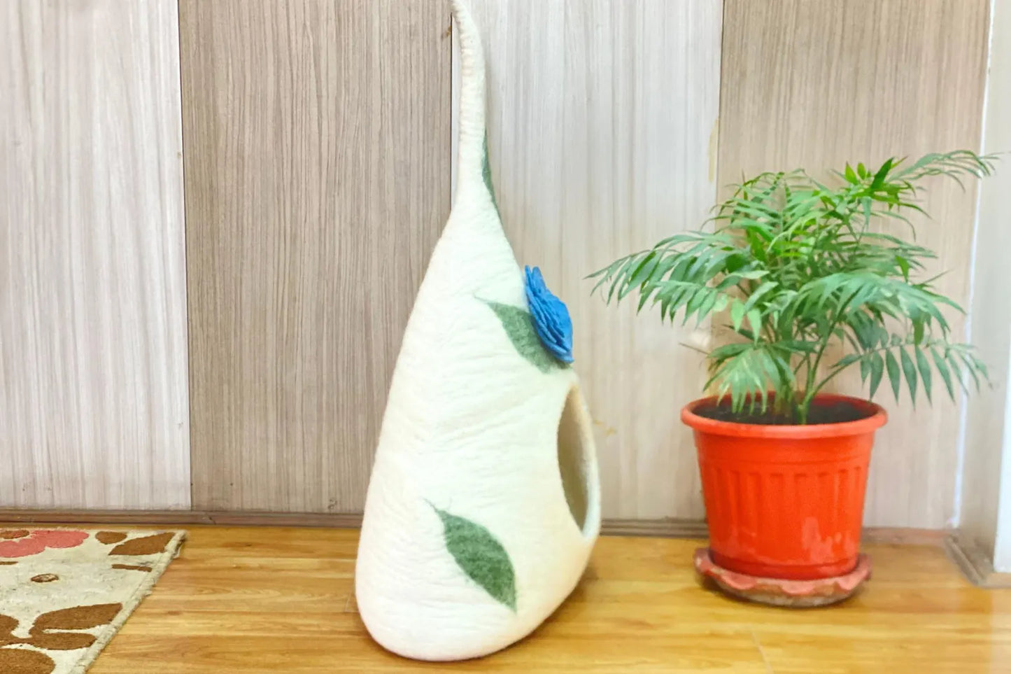 Felt Cat Cave | Handmade Wool Cat Cave| Cozy, Washable Indoor Pet House for Warmth & Privacy | Pet Bed
