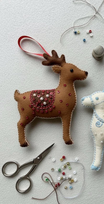 Deer felt ornament sewing pattern, diy, felt ornament pattern, holiday decor, deer