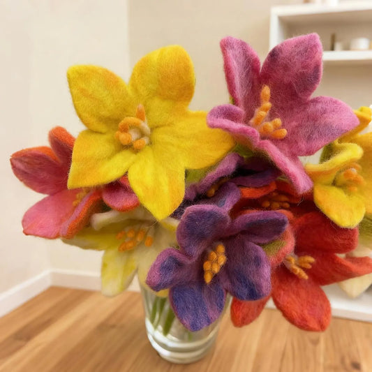 Wool Felt Flower Bouquet, Handmade Felt Flowers, Gift for Mom, Everlasting Home Decor