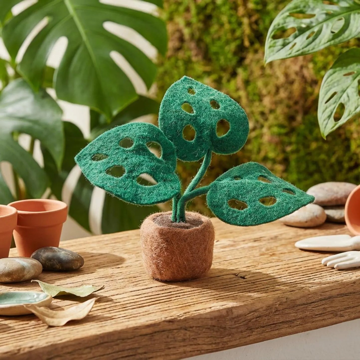 Monstera Deliciosa Standing Plant Handmade Felt Decoration