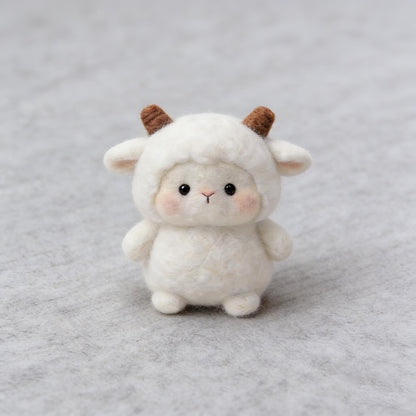 Felt Wool Cute Lamb Ornament, Personalised Keepsake Gifts, Handmade Felt Wool Lamb, Holiday Gifts, Children's Gifts, Desktop Ornaments