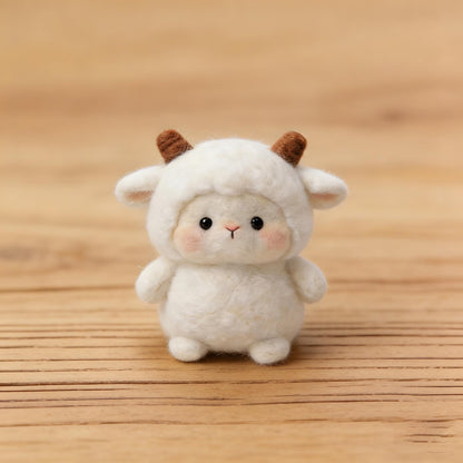 Felt Wool Cute Lamb Ornament, Personalised Keepsake Gifts, Handmade Felt Wool Lamb, Holiday Gifts, Children's Gifts, Desktop Ornaments