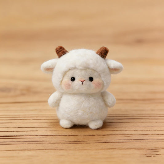 Felt Wool Cute Lamb Ornament, Personalised Keepsake Gifts, Handmade Felt Wool Lamb, Holiday Gifts, Children's Gifts, Desktop Ornaments