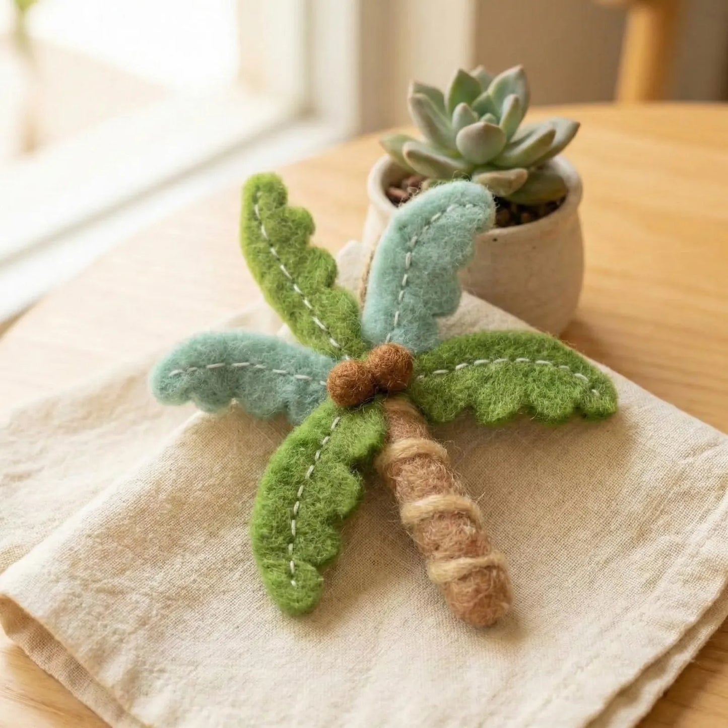 Handmade Wool Felt Palm Tree Charm, Cute Coconut Tree Bag Accessory, Tropical Boho Hanging Decor, Needle Felted Beach Gift for Her