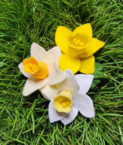 Handmade Felt Daffodils, March Birth Month Flower, Forever Flowers, Home Decor, Gift Bouquet