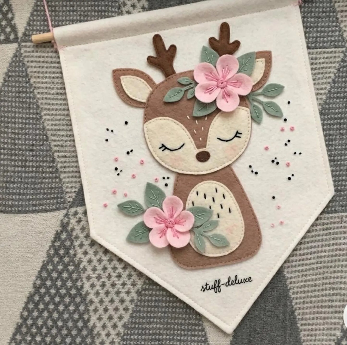 Personalized Deer Wall Hanging | Nursery Decor | Girl Room Decor | Custom Name Banner | Felt Animal Wall Art | Baby Shower Gift