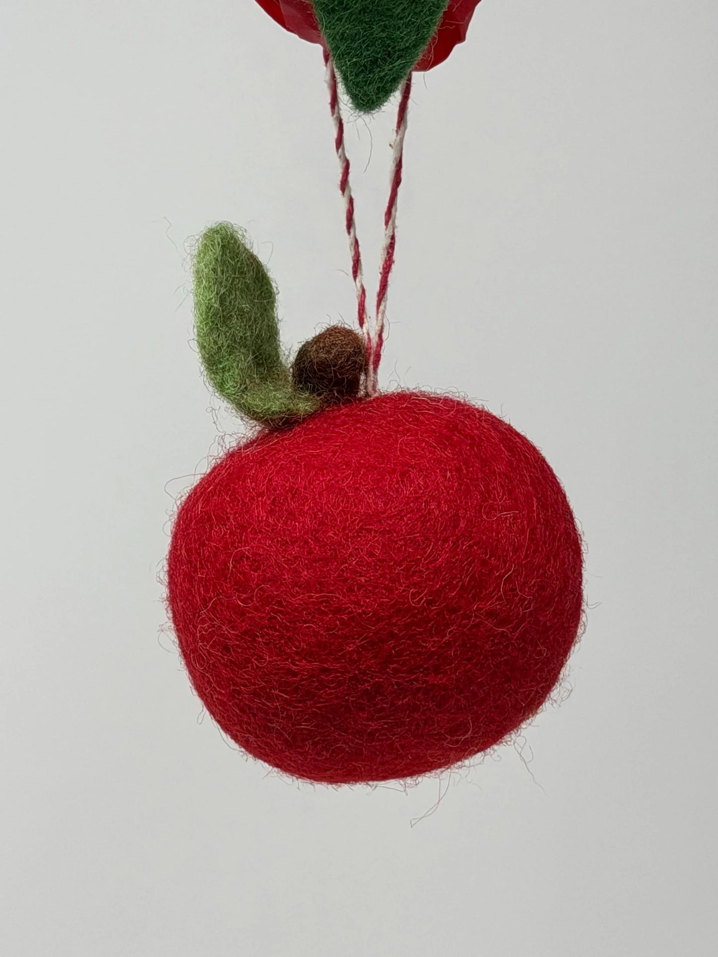 Handmade Felt Red Apple Ornament – Wool Fruit Hanging Decor